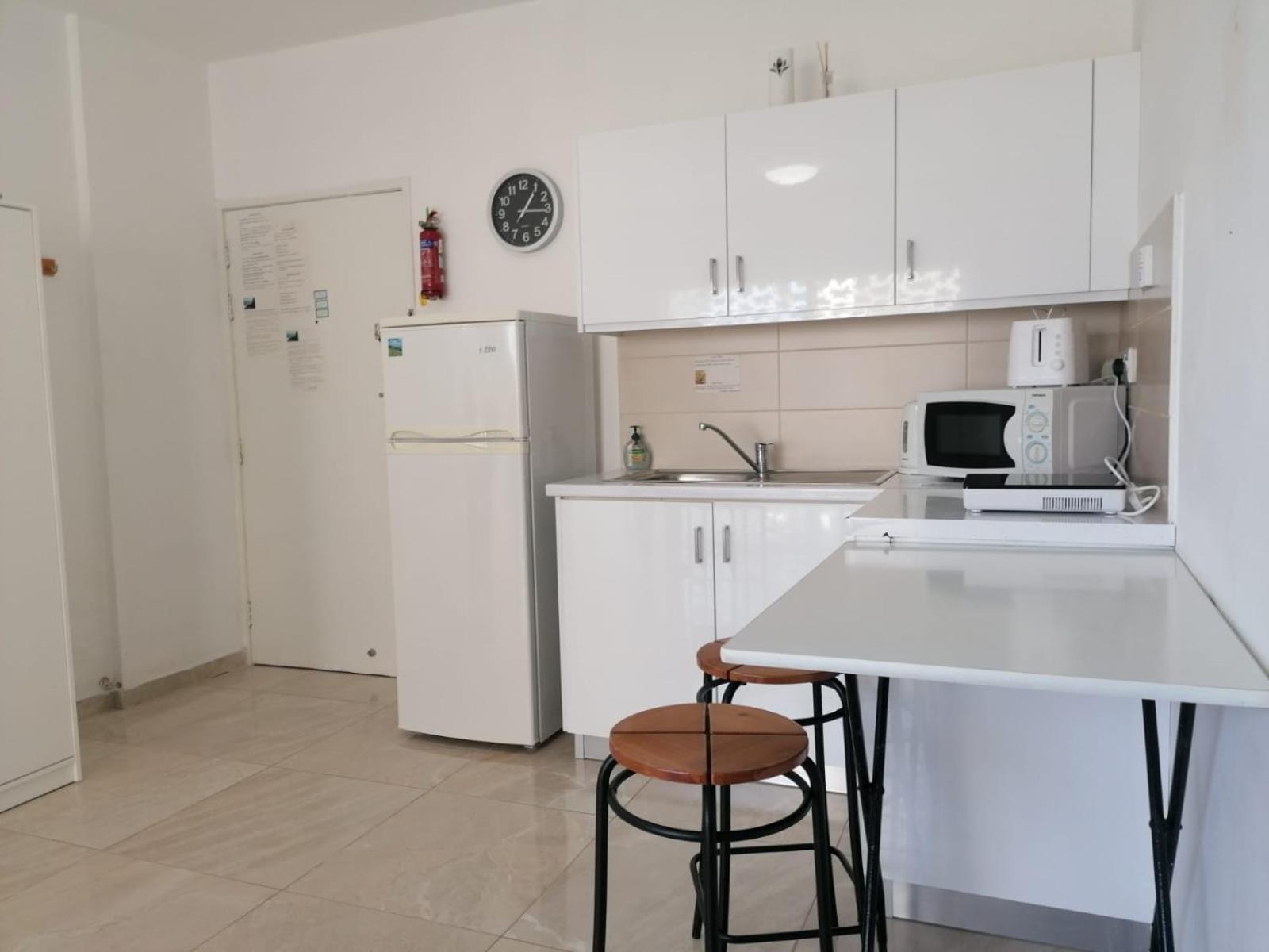 Stelia'S Seagate Studio Apt. Larnaca Exterior foto